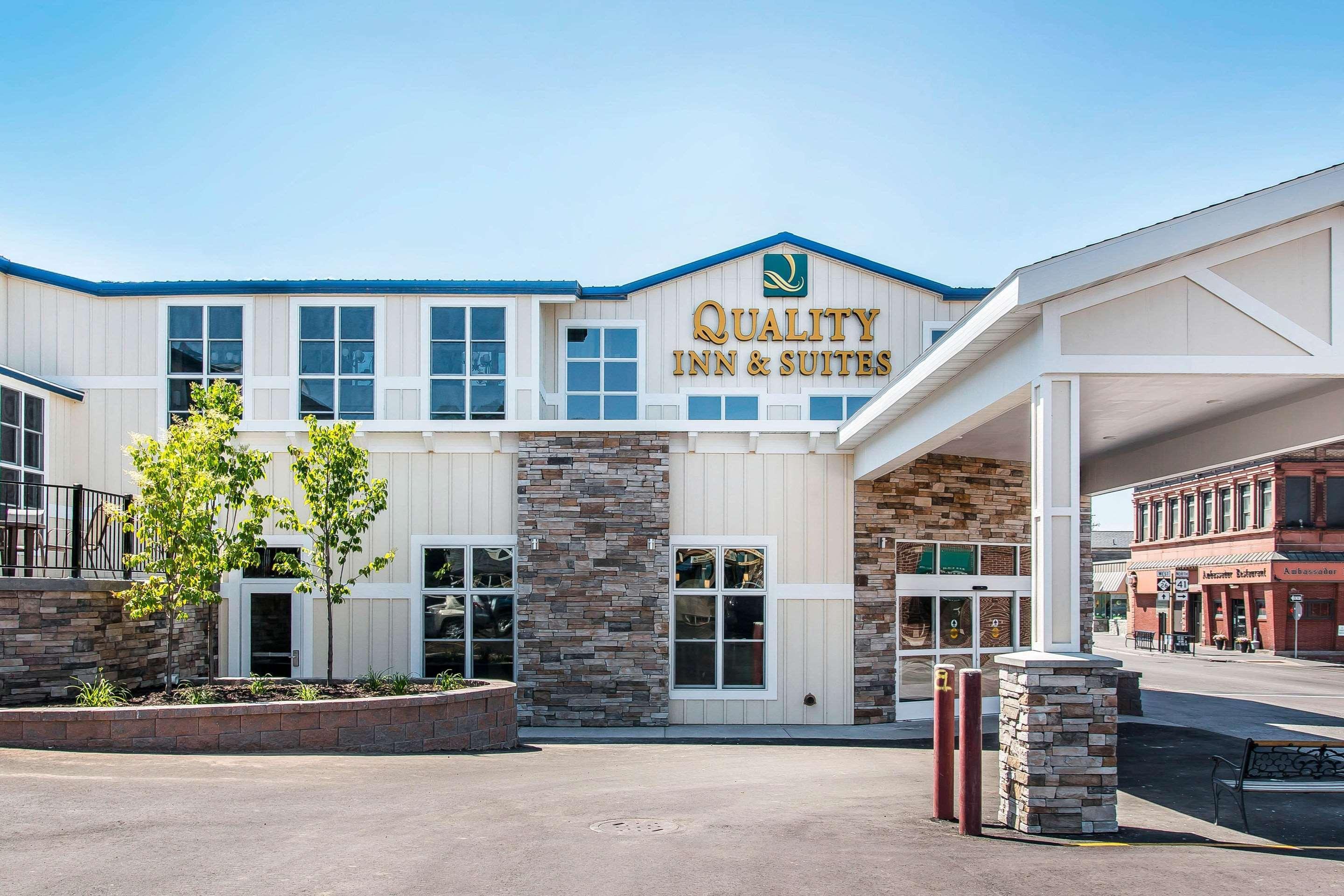 Quality Inn & Suites Хоутон Экстерьер фото