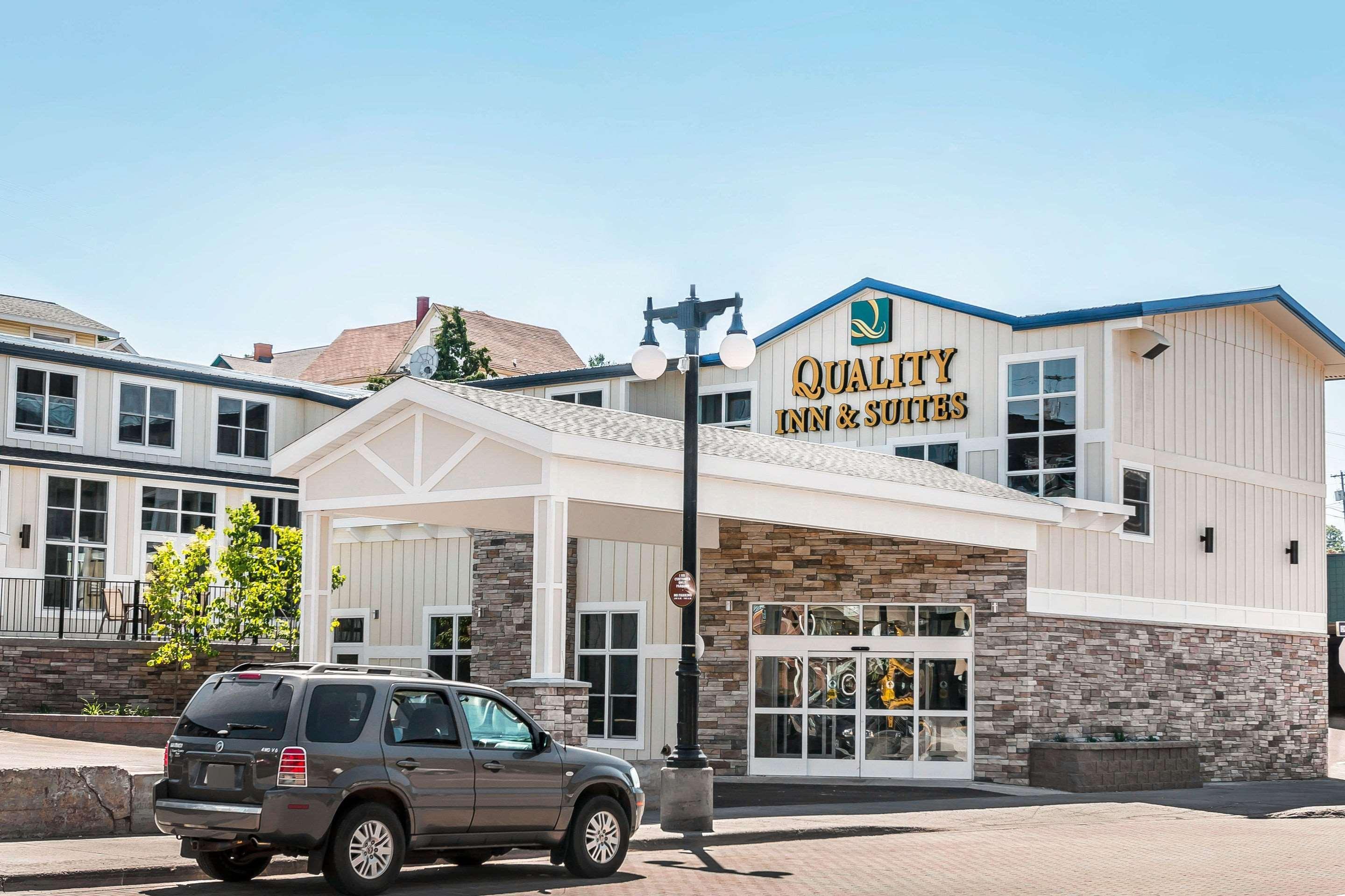 Quality Inn & Suites Хоутон Экстерьер фото